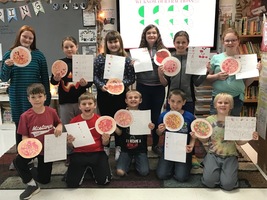 Mrs. Joyner's Fourth Grade Makes Fraction Pizzas